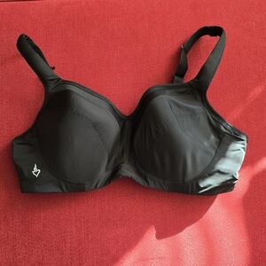 Torrid Black Women's Sport's Bra